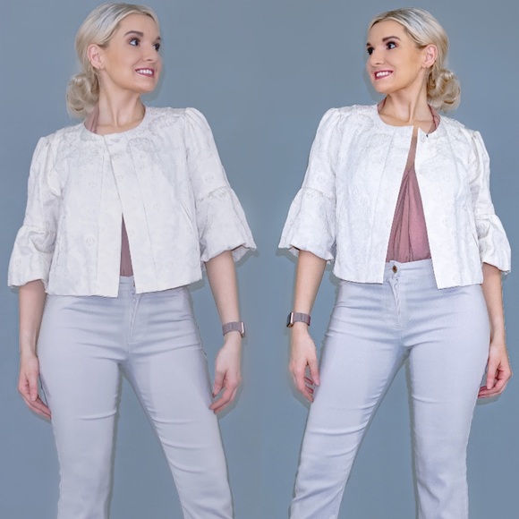 Puffy Sleeve Crop Jacket - Picture 3 of 15